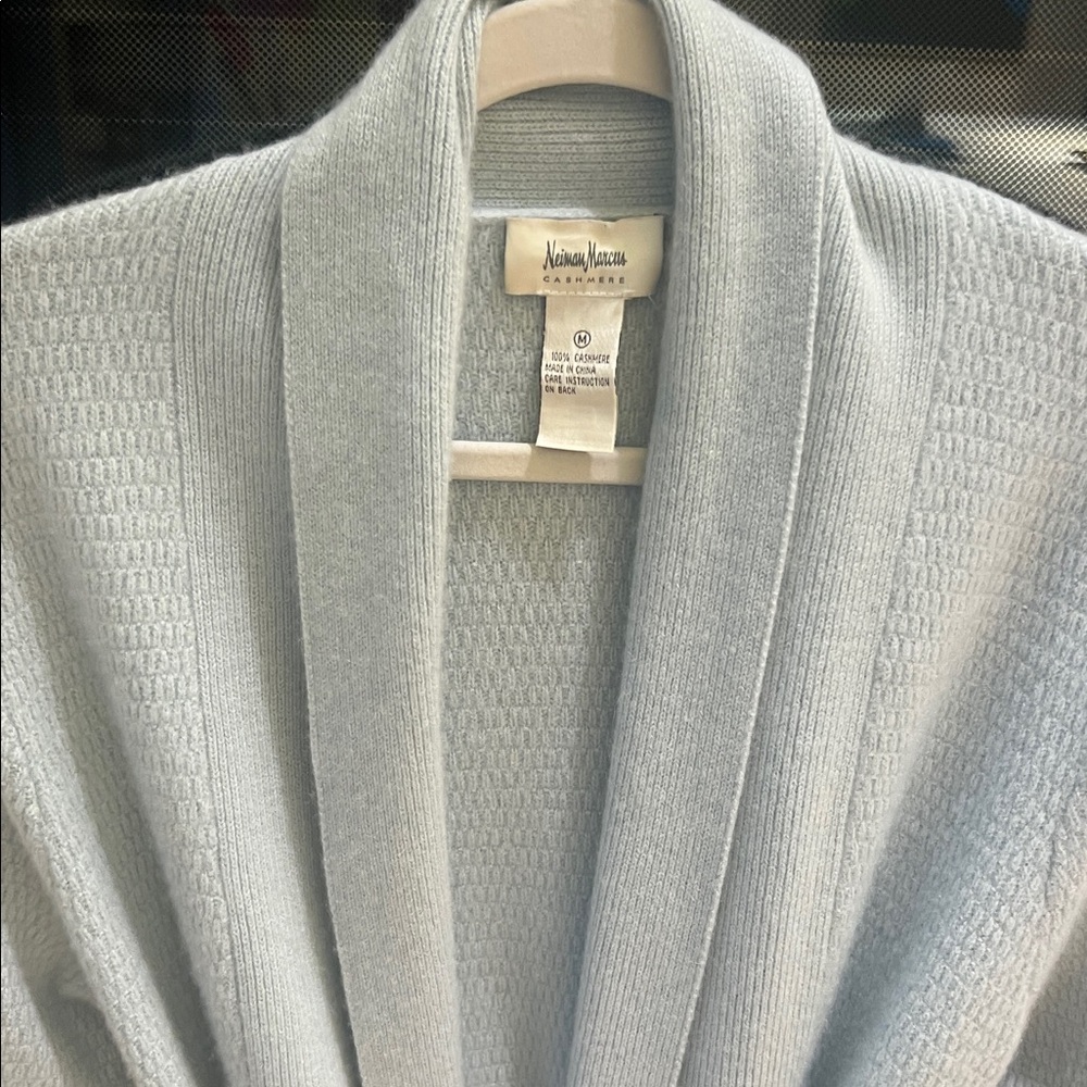 Neiman Marcus Cashmere Cardigan in Soft Blue - Picture 2 of 3
